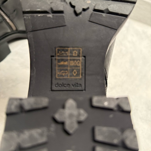 Dolce Vita Camros Bootie Women's Black Leather - Picture 4 of 8